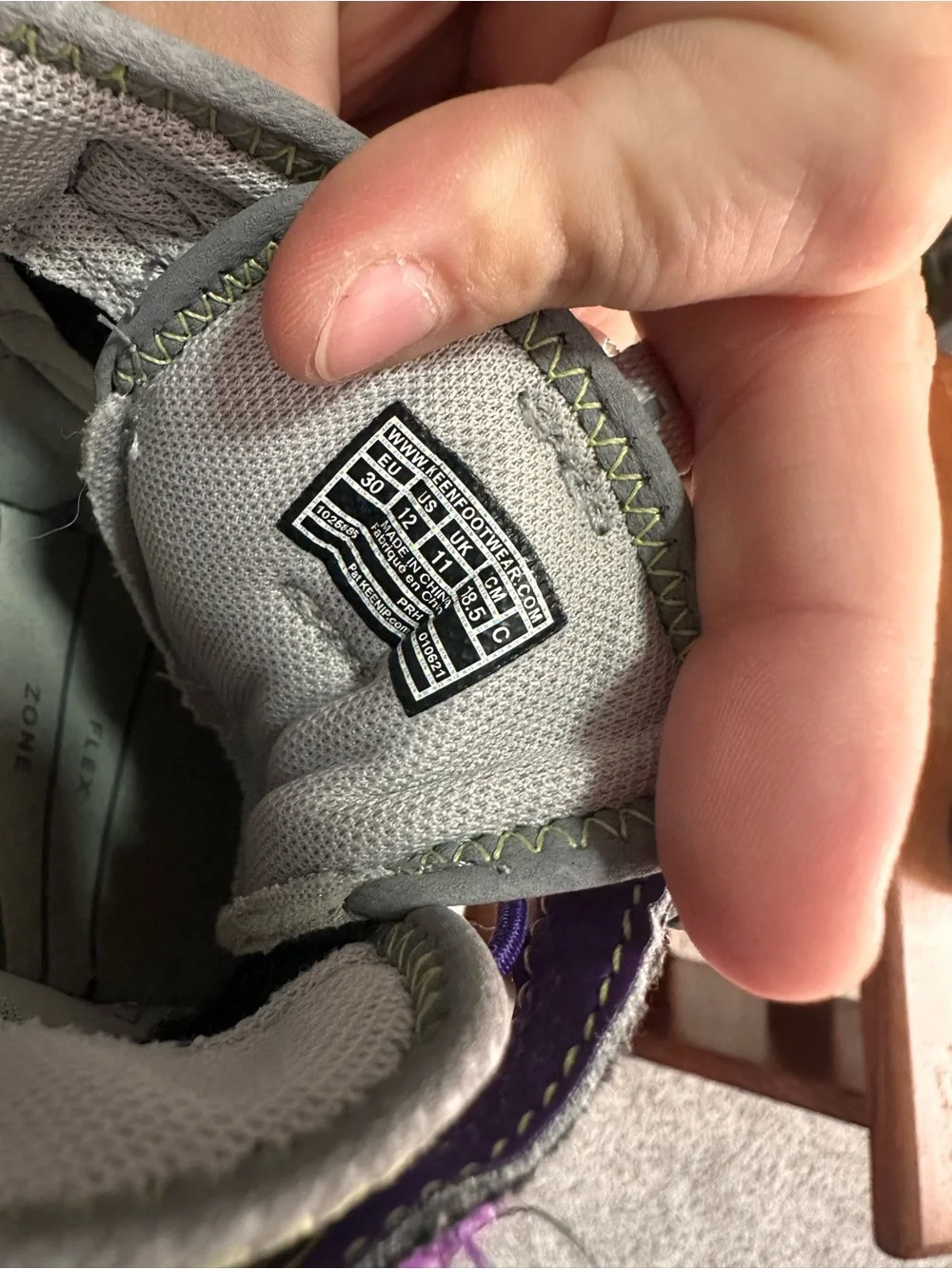 Toddler girl outdoor keen shoes